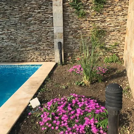 Apartment Sunny Hills 2 Bdr *